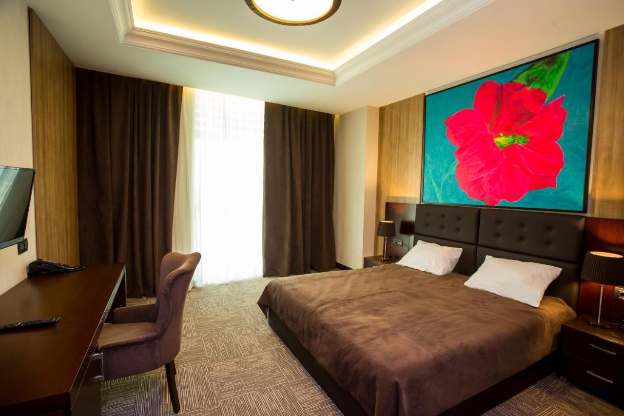 Azpetrol Hotel Kusar Dış mekan fotoğraf