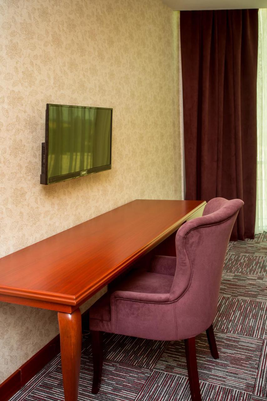 Azpetrol Hotel Kusar Dış mekan fotoğraf
