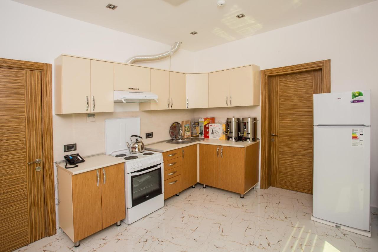 Azpetrol Hotel Kusar Dış mekan fotoğraf